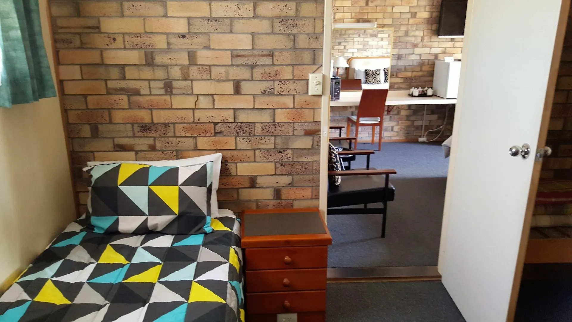Centrepoint Midcity Motor Inn Warwick Motel